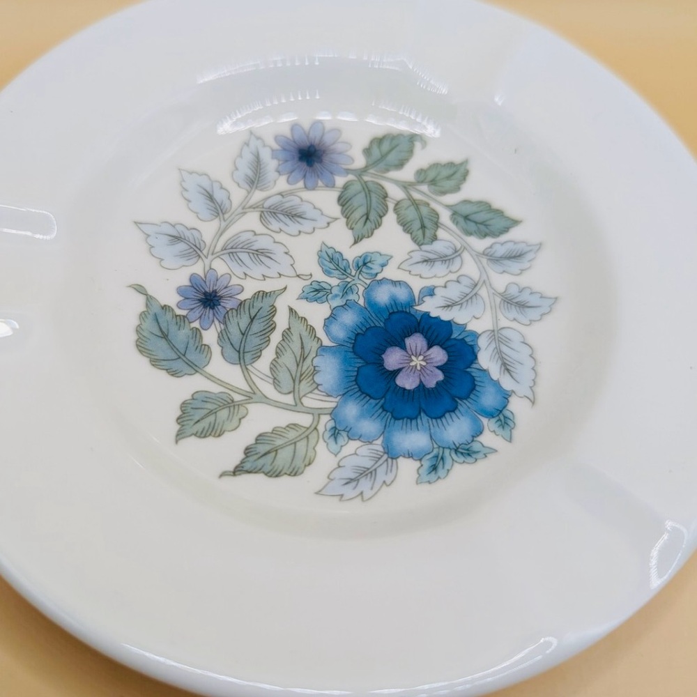 Wedgwood White and Blue Floral Accent Ash Tray by Clemente